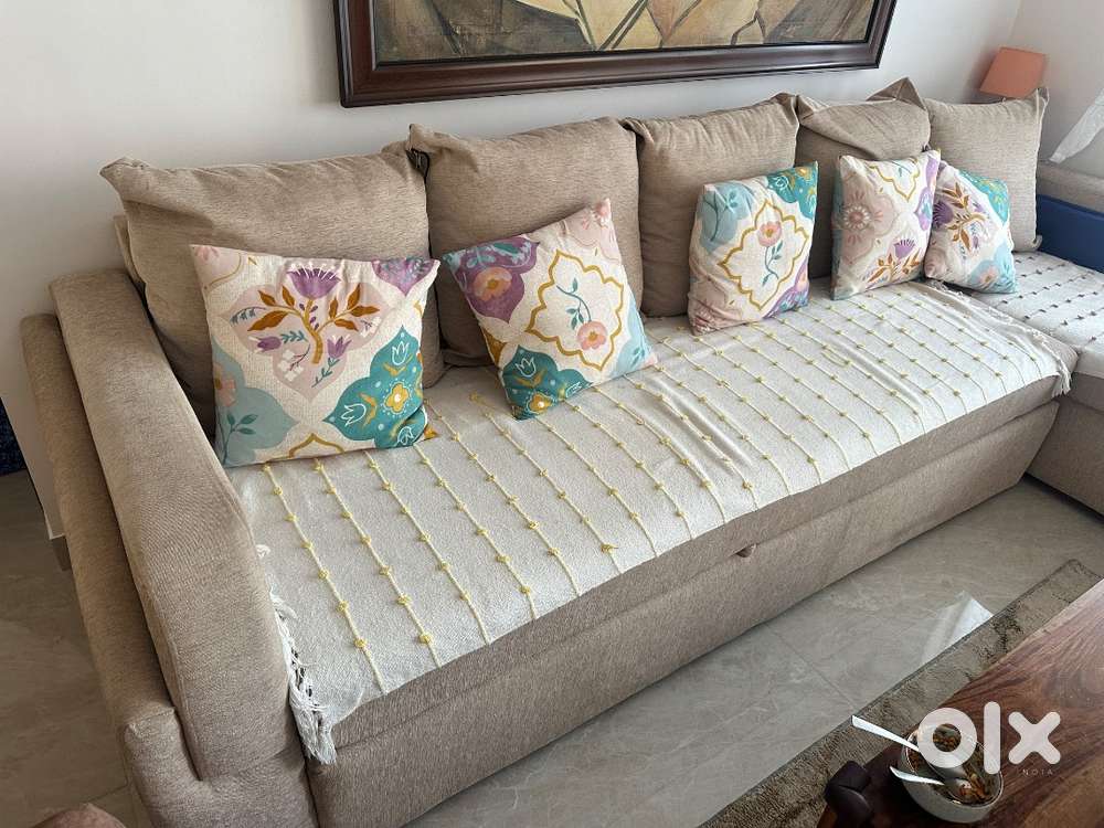 Sofa and dining available