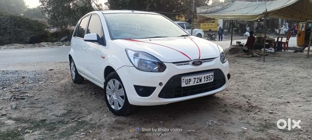 Ford Figo 1.2P Titanium MT, 2012, Petrol