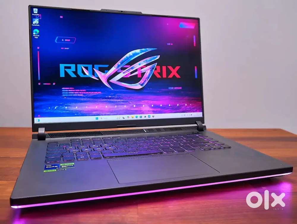 ASUS ROG Strix G16 G614JZ-N4024W Core i9 32GB 1TB SSD RTX 4080 Gaming