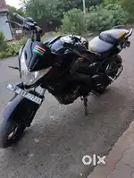 Pulsar Ns 200.