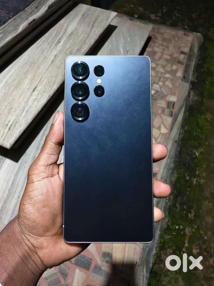 S25 ultra.12 gb ram. 512 gb rom. 2 month used