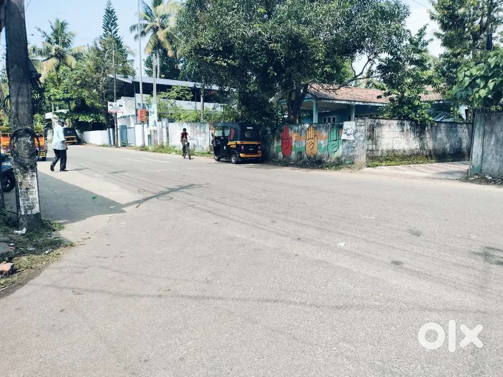 Varakala odayam junction reosrt meghala 2500sft luxury house.31. cent