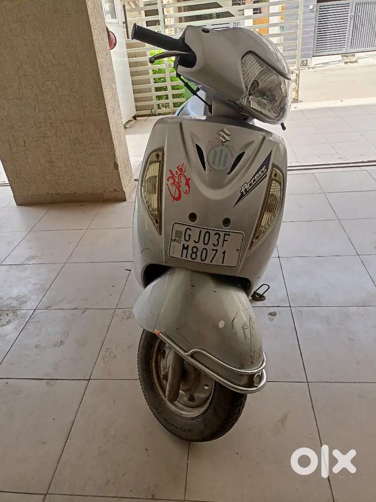 Access 125 Silver 1owner Company condition