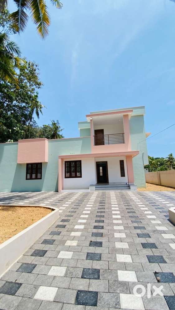 9.5 CENT 3 BHK NEW HOUSE