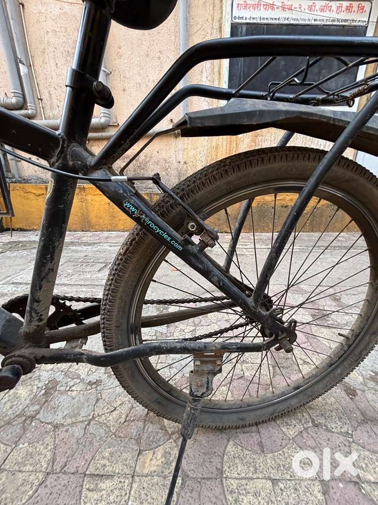 It is 1 year used cycle in good condition and smooth in cycling