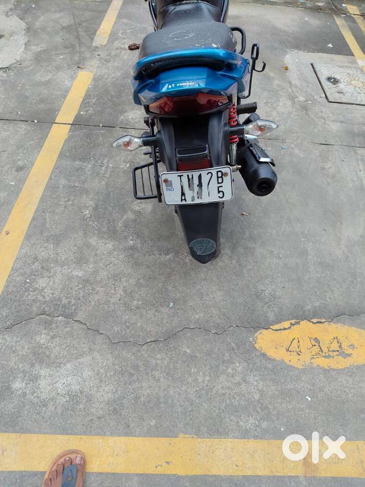 Hero Glamour 125 Disc FI - Less Driven Well Maintained for sale