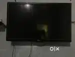 24 inch (60 cm) LG LED TV.  ( Not a smart tv)