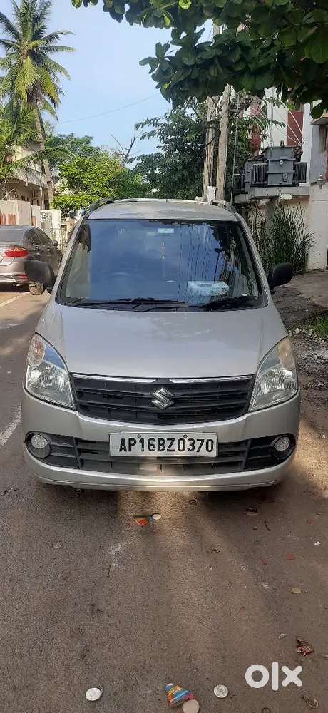 Maruti Suzuki WagonR LXI  2011  Petrol + CNG  Well Maintained