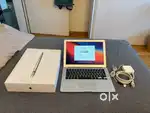 Apple macbook air purchased in 2018 with bill box full kit