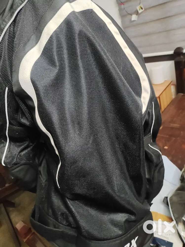 Used Rynox Tornado Pro L2 riders jacket for sale