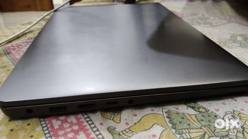 Lenovo IdeaPad slim 3