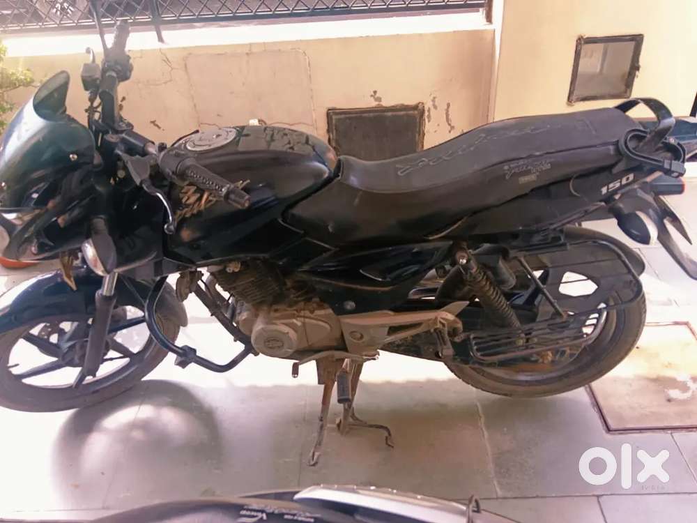 Bajaj Pulsar 150cc  in just 32000