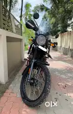 Royal Enfield Himalayan 2023 | Granite Black | 21,000 km | Added Guard
