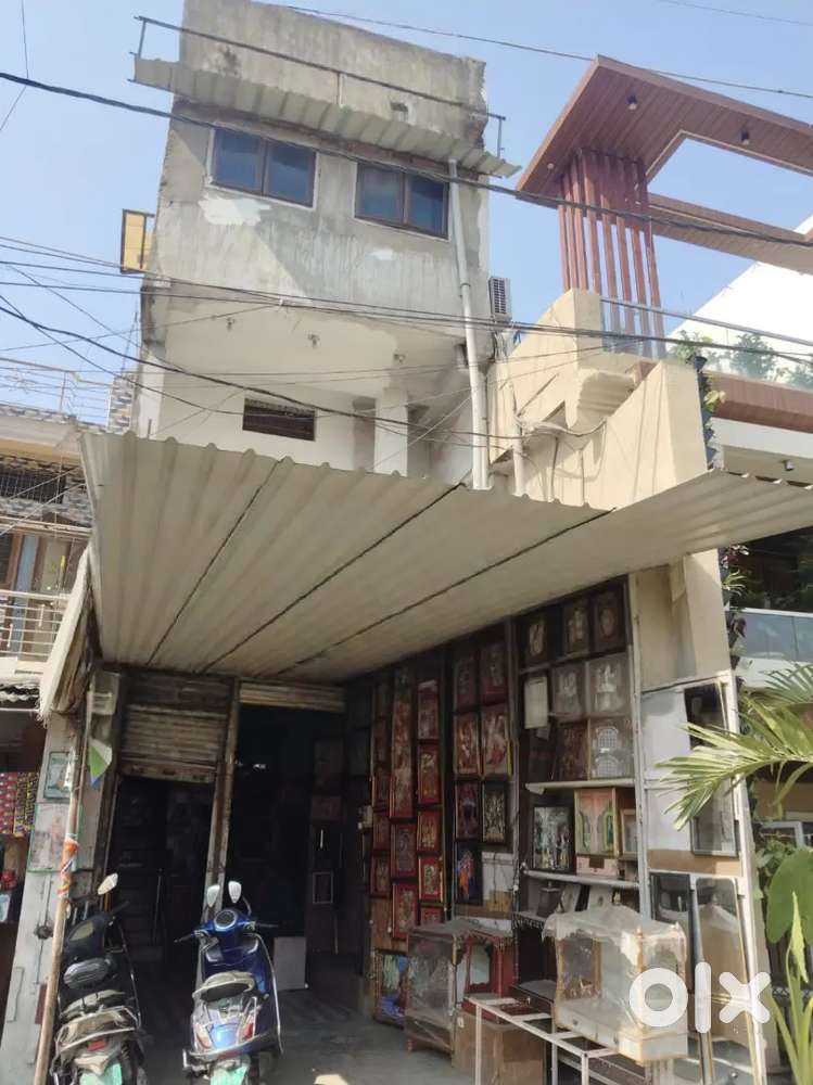 12/55 ki property dukaan aur ghar men road