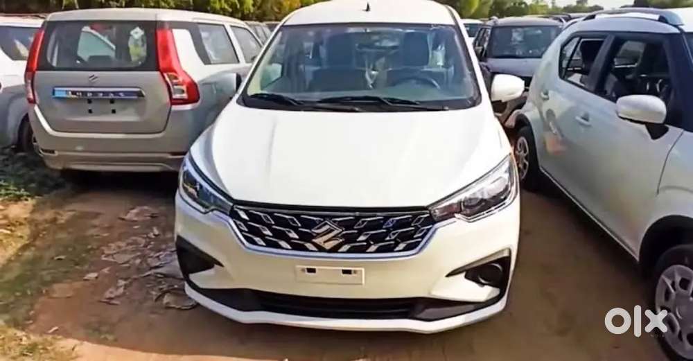 Maruti Suzuki ertiga cng