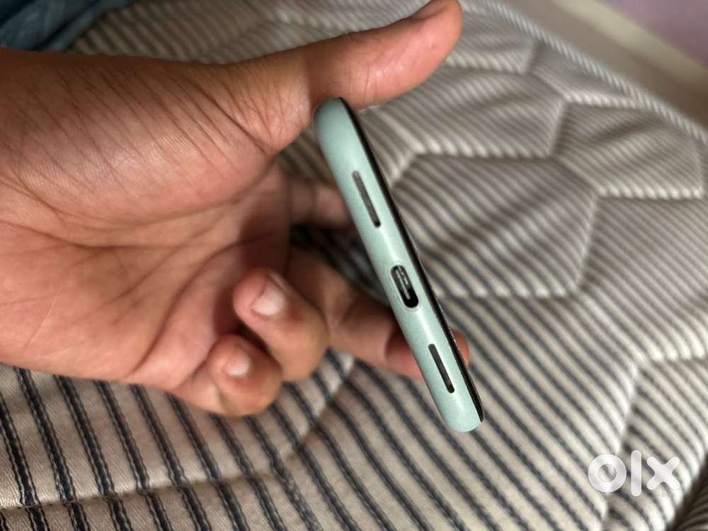 I want to sell my google pixel 5 128gb in excellent condition