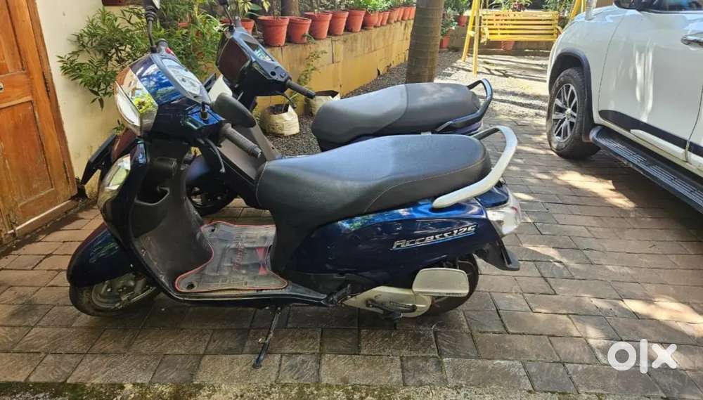 2022 Access 125, Company service