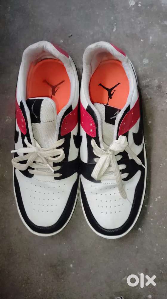 Nike air jordan 1.. sneaker brand new condition