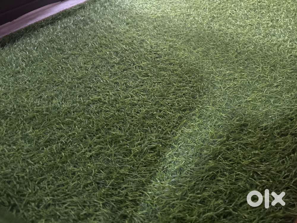 Artifical green mat 2by11 2 pc