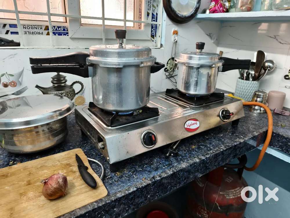 Gas stove + regulator + pipe