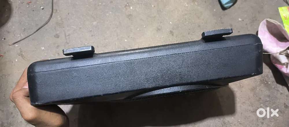 Under seat Bass tube with amplifier