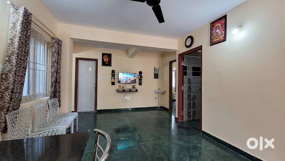 2BHK FULLY FURNISHED-KR PURAM-WIFI\TV\Power Backup\Friedge\CCTV\M-OVEN