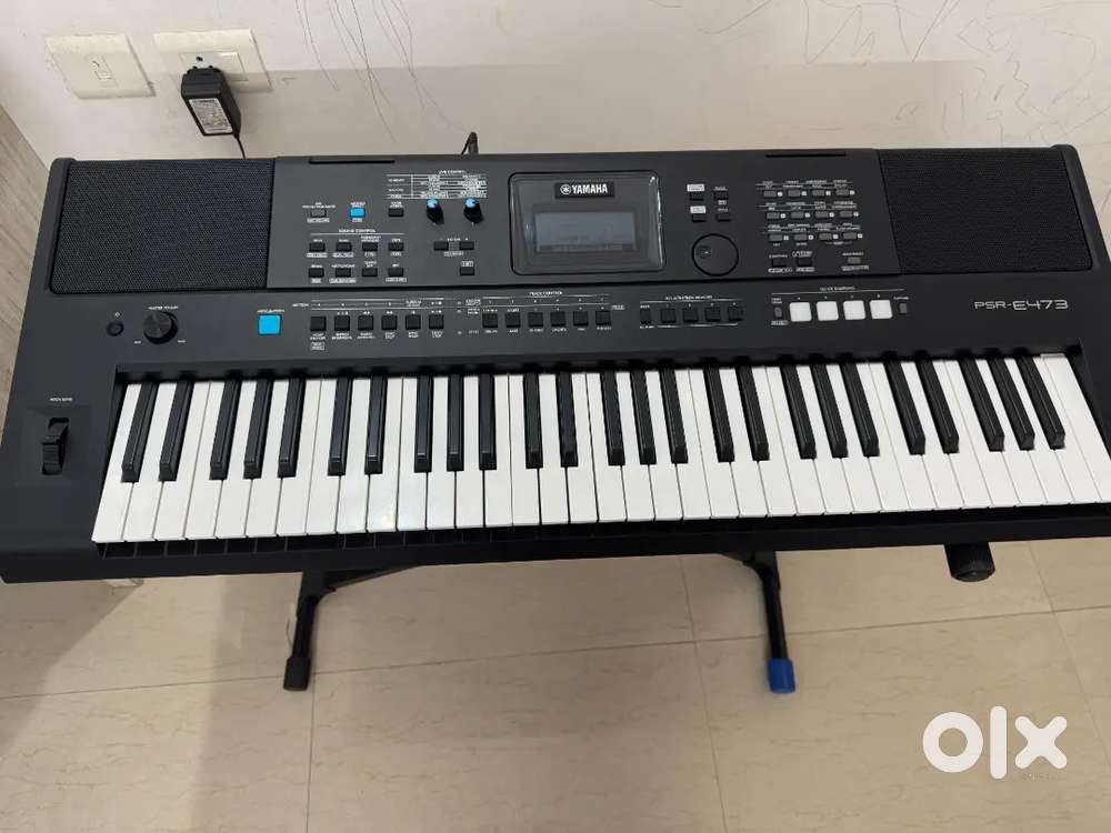 Yamaha PSR e473 keyboard - Excellent brand new condition