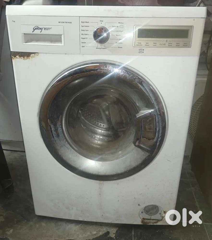 Front load washing machine