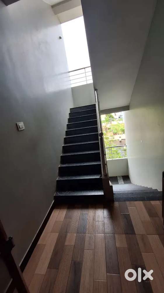 2 bedroom flat fr rent .