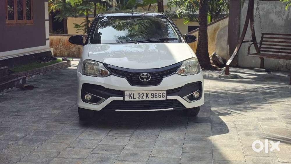 Toyota Etios Liva 1.2 V, 2017, Petrol
