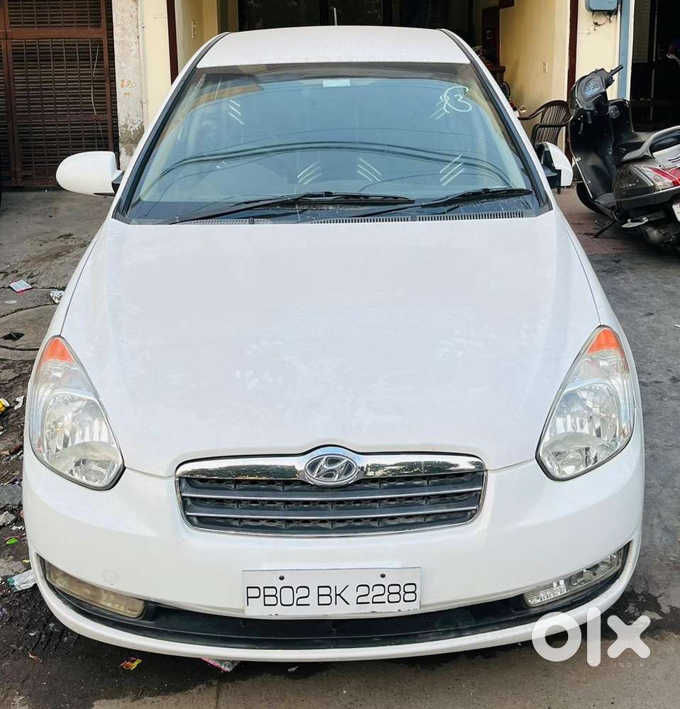 Hyundai Verna 2010 Diesel 83000 Km Driven