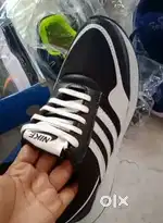 New shose with box 25 jodi