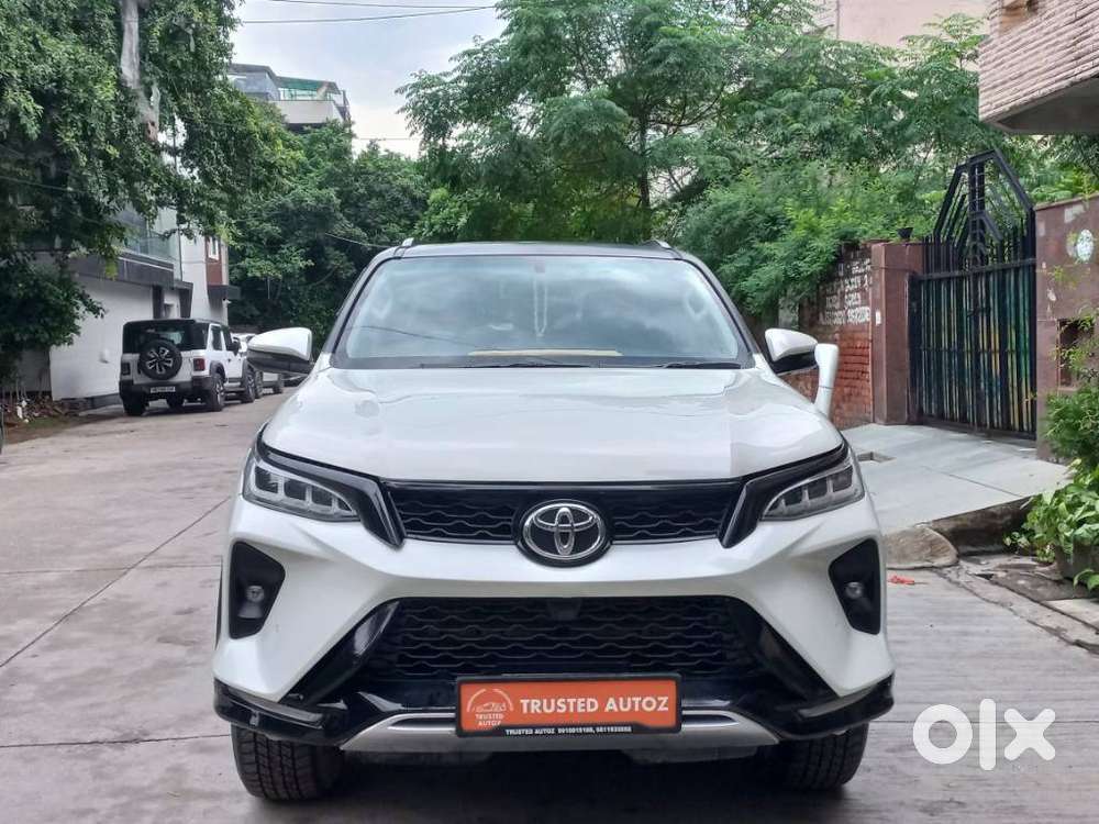 Toyota Fortuner Legender 4X2 AT 2.8, 2022, Diesel