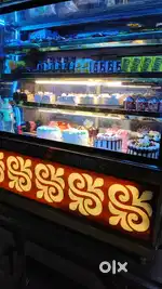 4 foot display fridge new condition