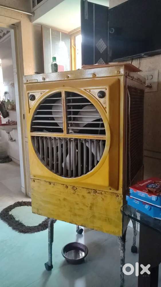 75 ltrs Steel cooler