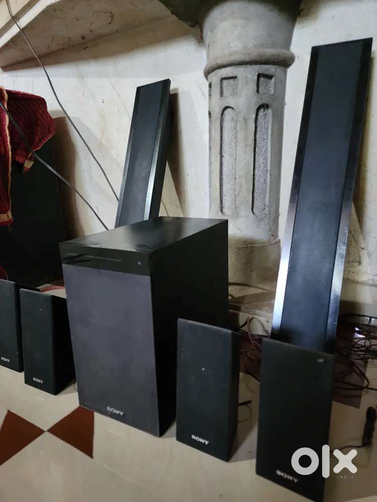 Sony Home Theater System  5.1  Speakers