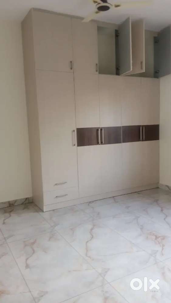 Builder 1st floor available for lease in Vijay nagar 3rd stage