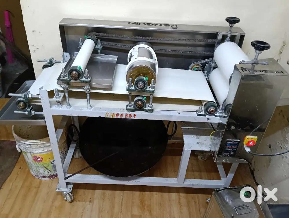 Samosa patti machine