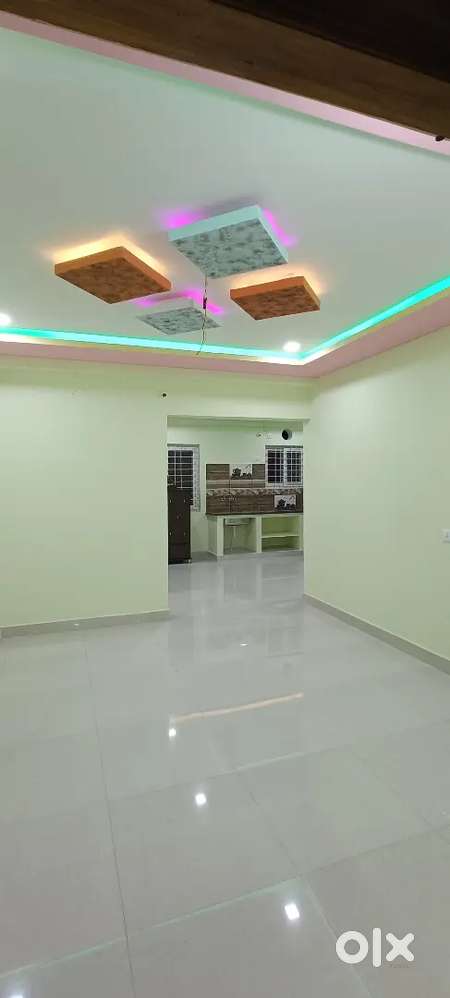 32  inch coloumns & 6 inch  slab based RCC structure