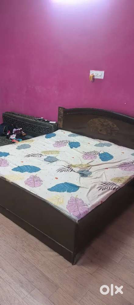 Double Bed with boxes without Metress.