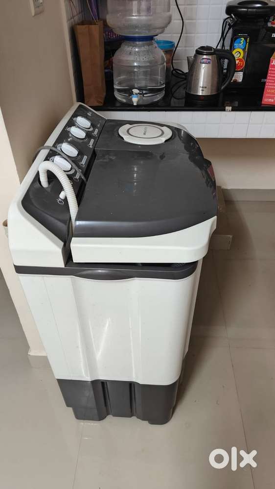 6.5 kg semi automatic LG washing machine