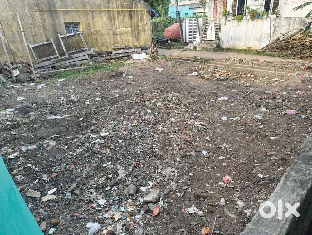 100 sqft East facing land (near katheru subbaraopeta Rajahmundry