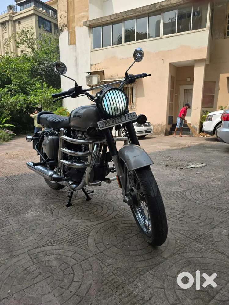 Royal Enfield classic 350 gun metal grey