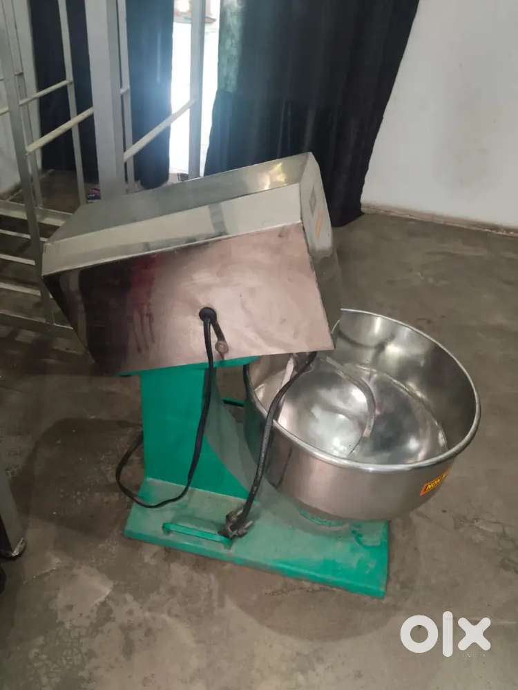 Aata lagane ki machine