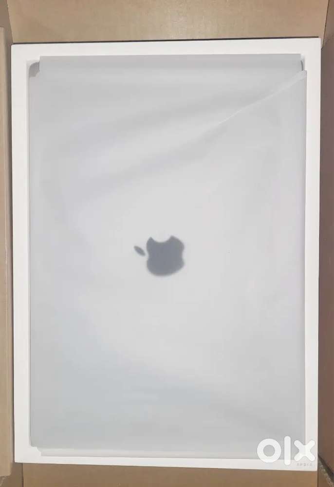 Apple Macbook Pro M3 Max - Silver  48GB RAM  1TB SSD