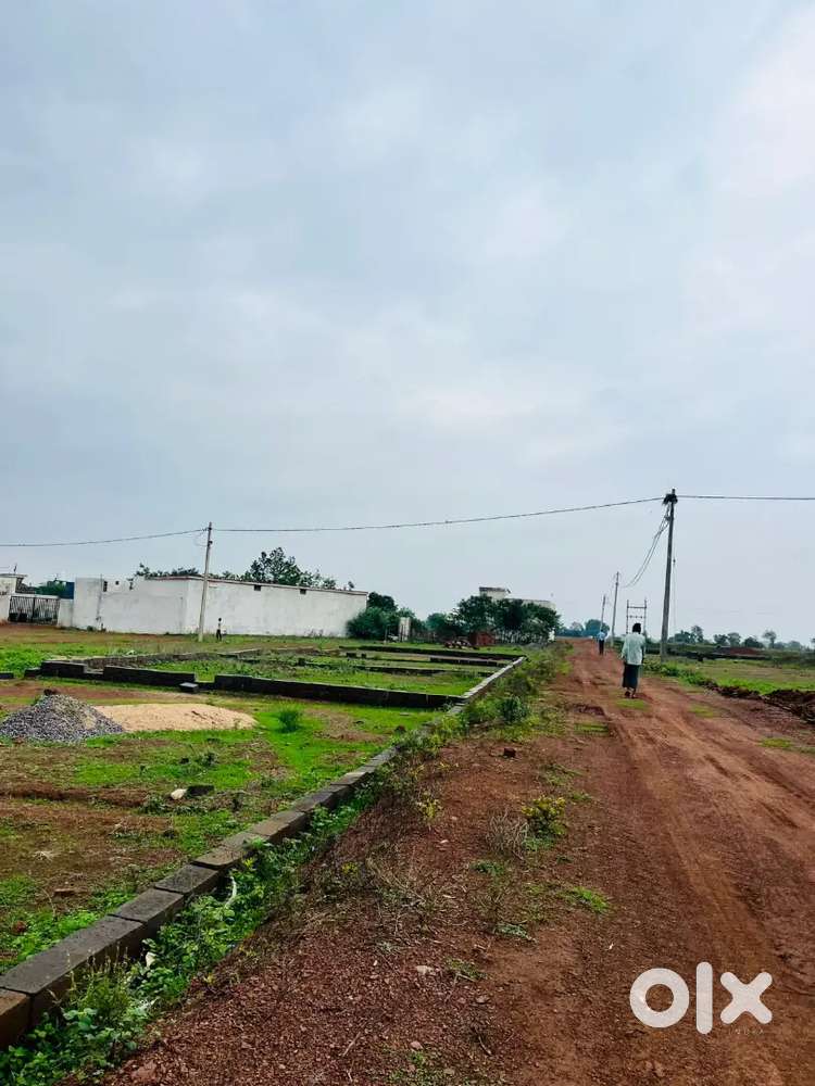 मात्र 4 लाख मे आवासी प्लॉट