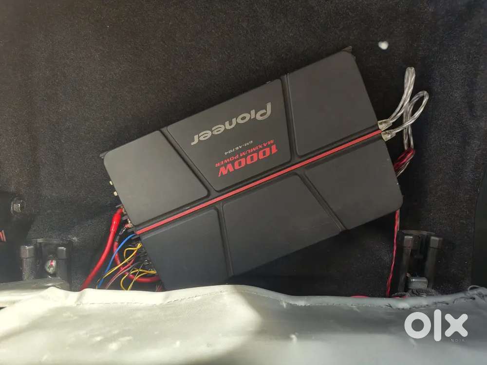 Pioneer 4 channel Amp