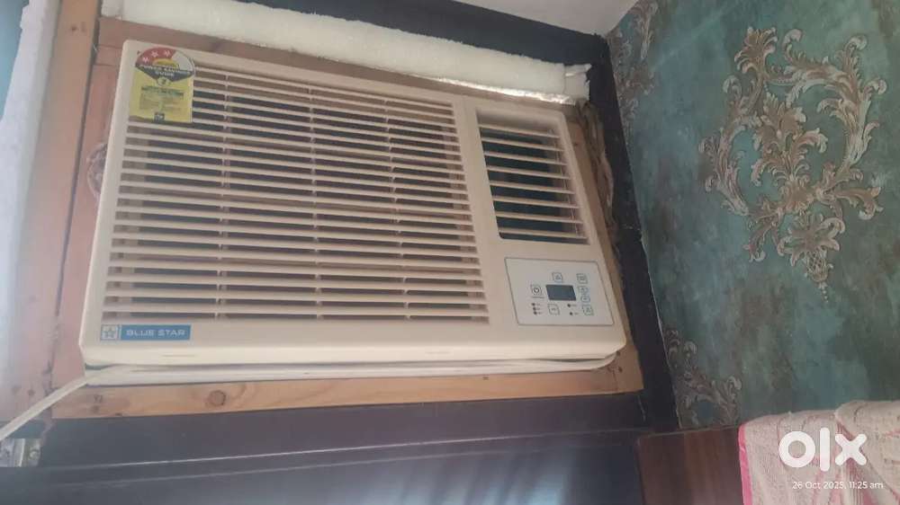 WINDOW AC BLUE STAR