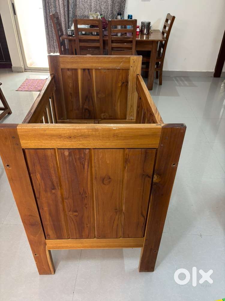 Hand crafted country teak wood crib for kid