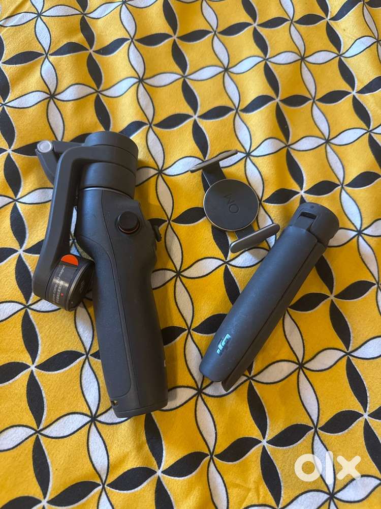DJI Osmo Mobile 6 – Premium Smartphone Gimbal for Smooth Videos